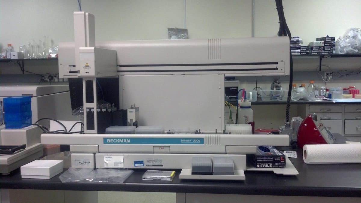Biomek machine