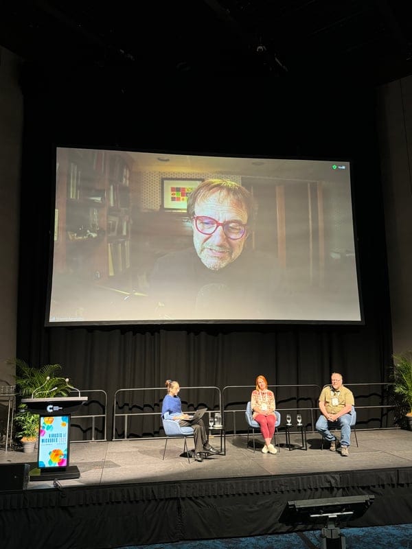 https://media.phage.directory/capsid/vom-cairns-2024-recap/vom-cairns-4.jpg