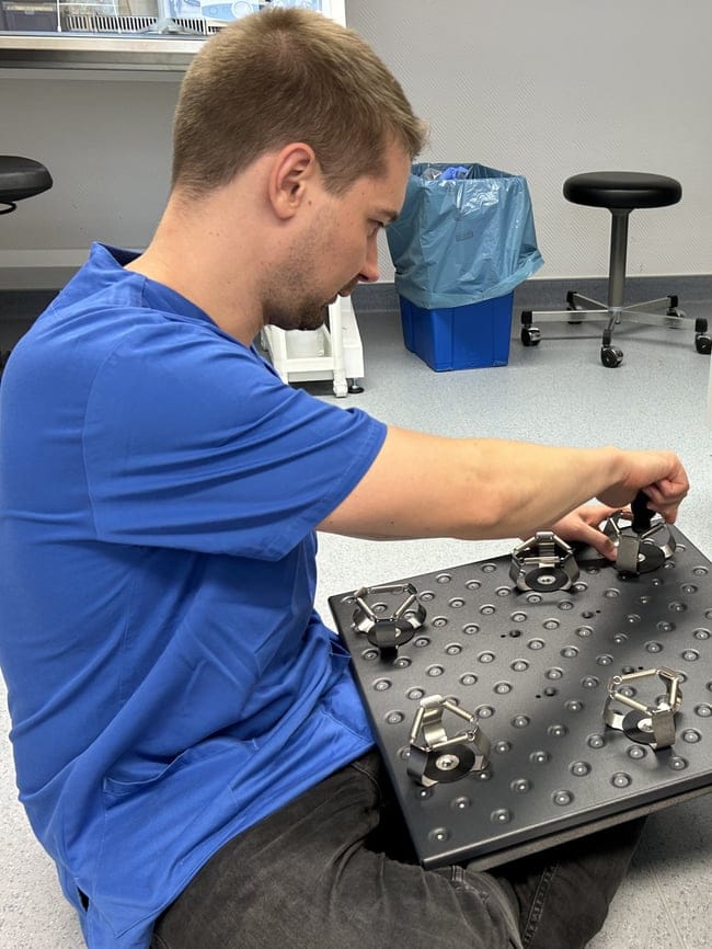 No more sticky plates in our shaking incubators