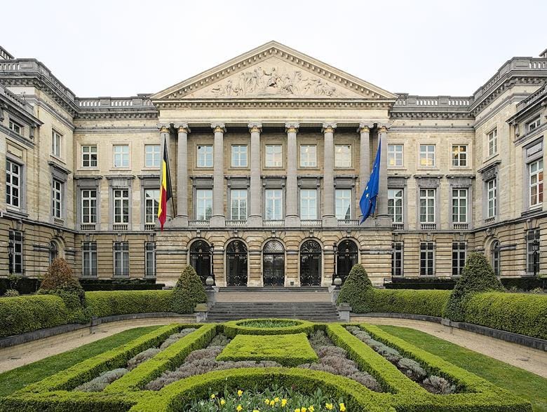 “The first governmental phage therapy discussion was a parliamentary hearing in Belgium in 2018, which led to a national framework allowing phages to be produced and quality-certified for patient use.”
